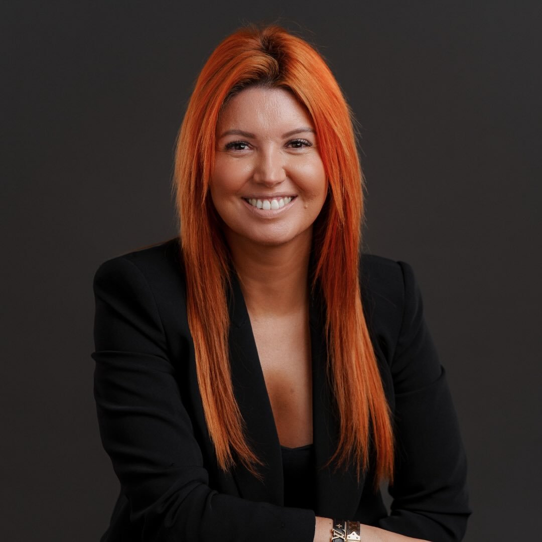 Sandra Robalo Profiles