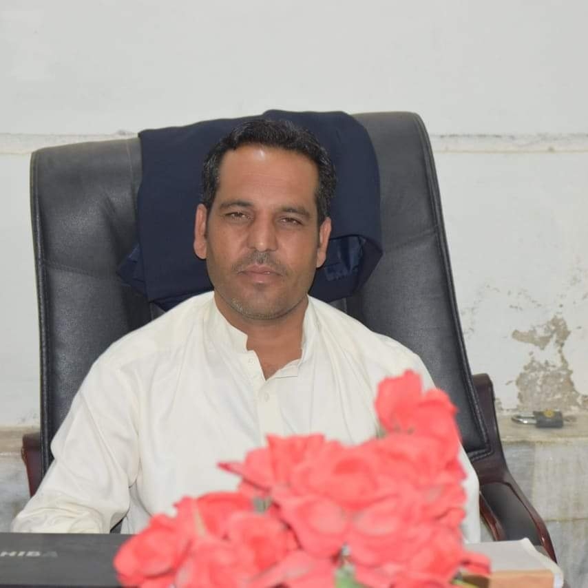 معصوم اور بے آواز بچوں کو درد اور تکلیف میں دیکھ کر بہت دکھ ہوتا ہے🫡🙂 ...