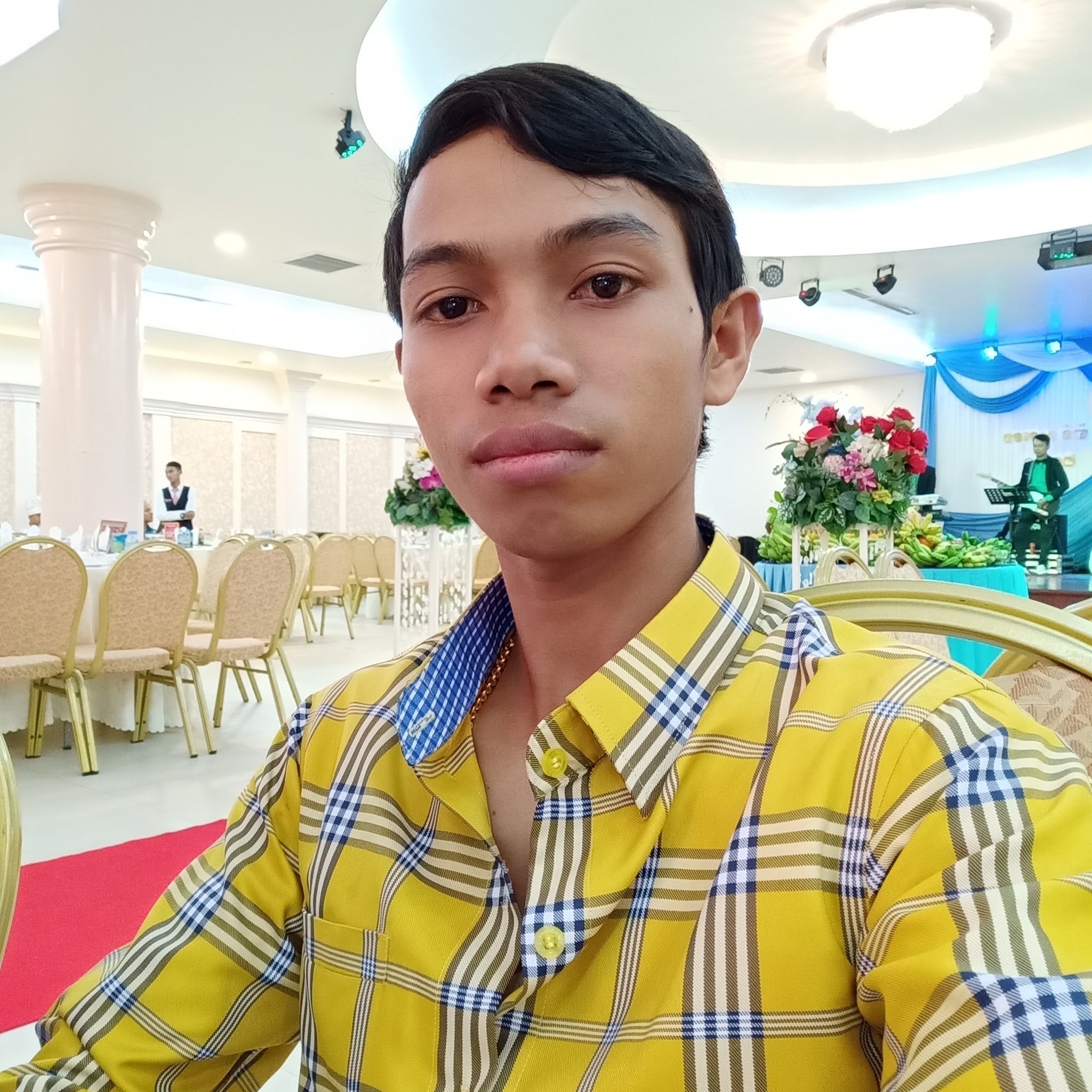 Oem Serey Roth