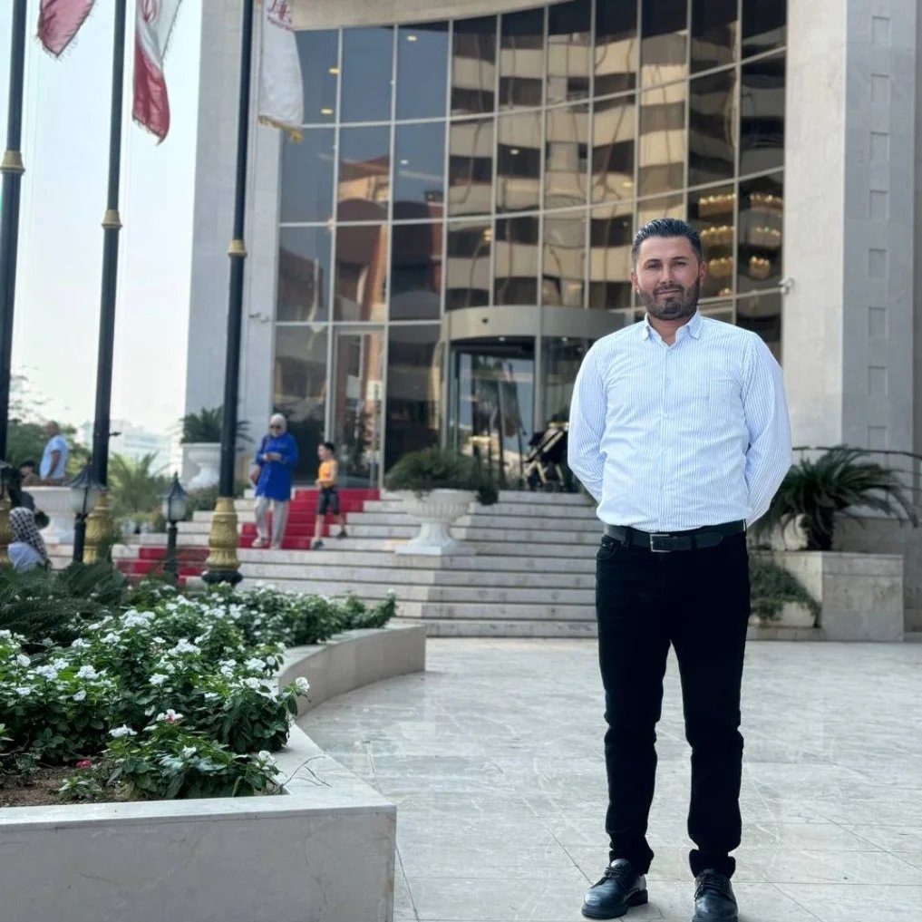Esmail Kh