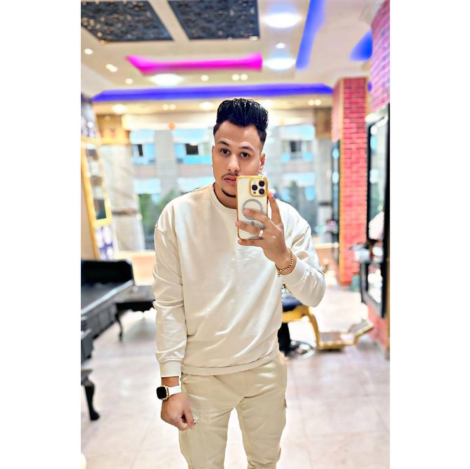 الثقة والتميز في مكان واحد ☝️ 💫 #الحمري #fypシ #fypシ゚viralシfypシ゚ ...