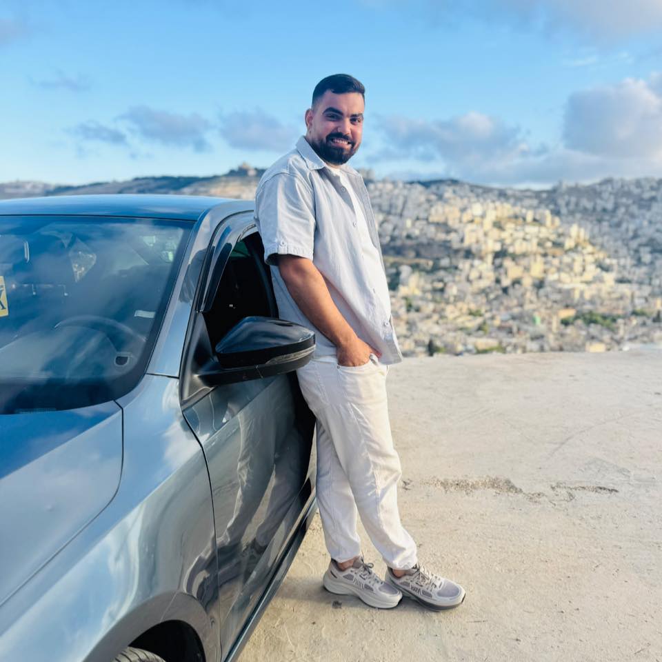 Abdulkareem H Arandi