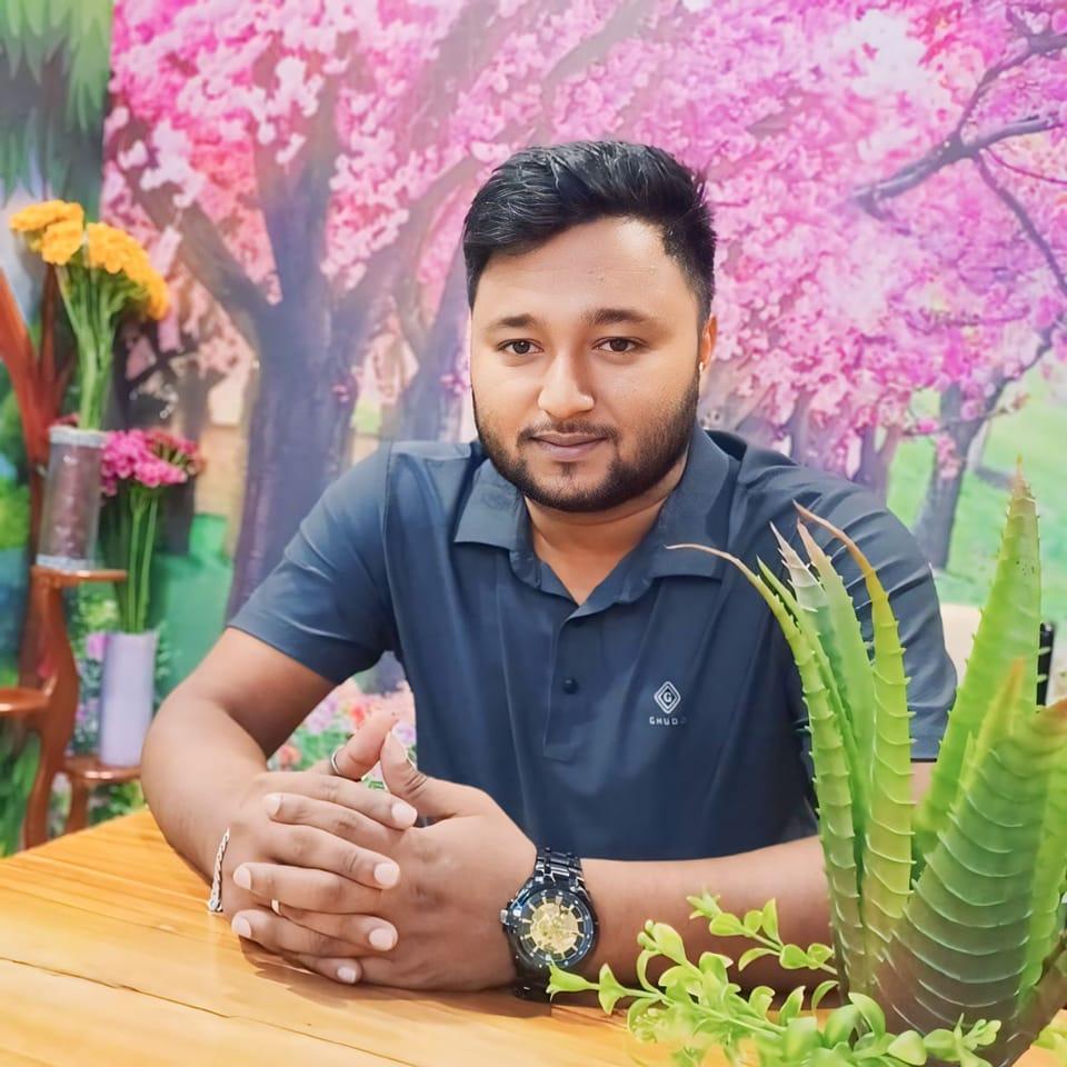 MD Razu