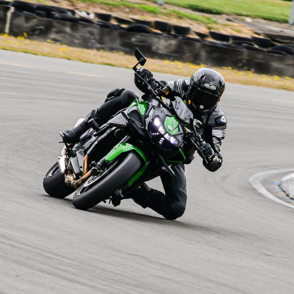 2026 Yamaha YZF-R1 | Only Bikers Can Understand
