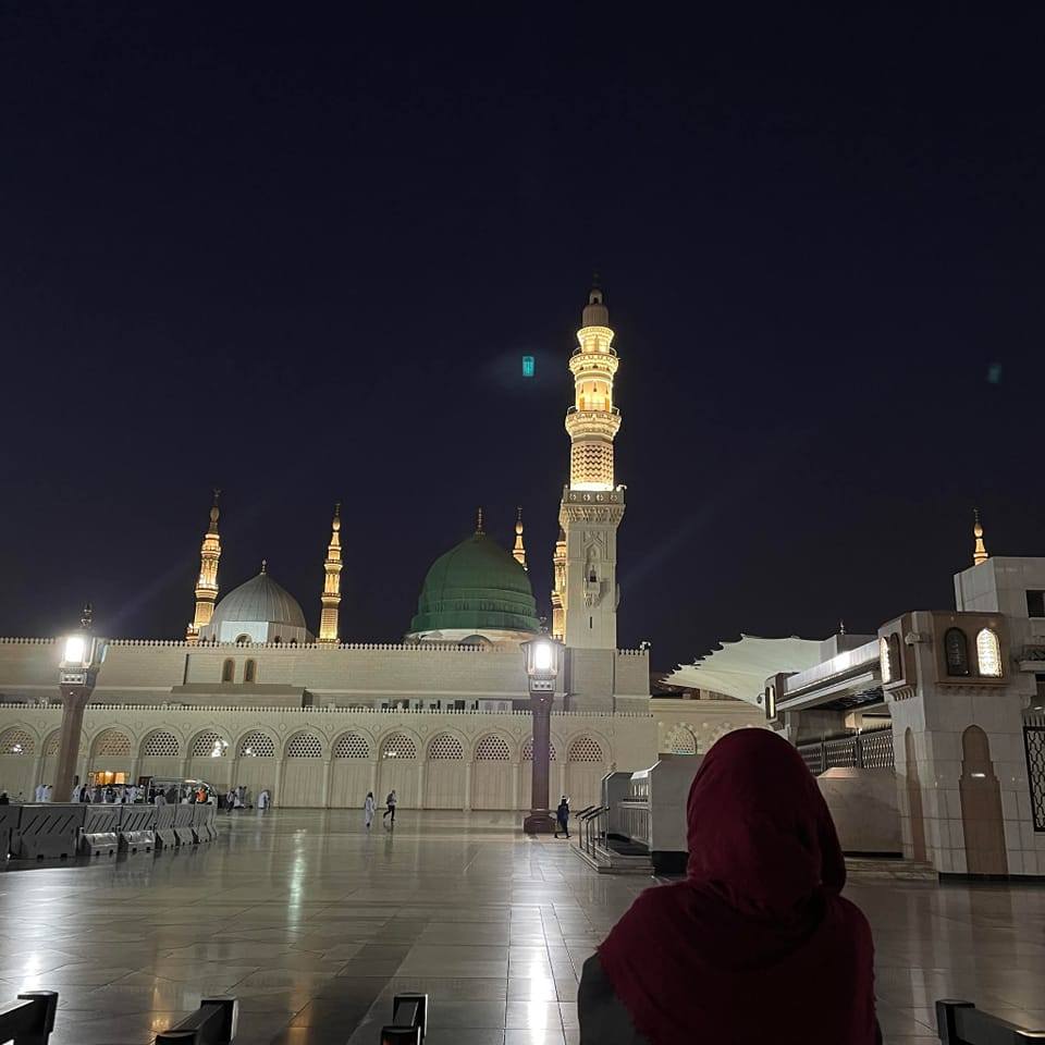 beautiful-nida-naaz-in-zari-poshak-by-aiman-aiman-jehan