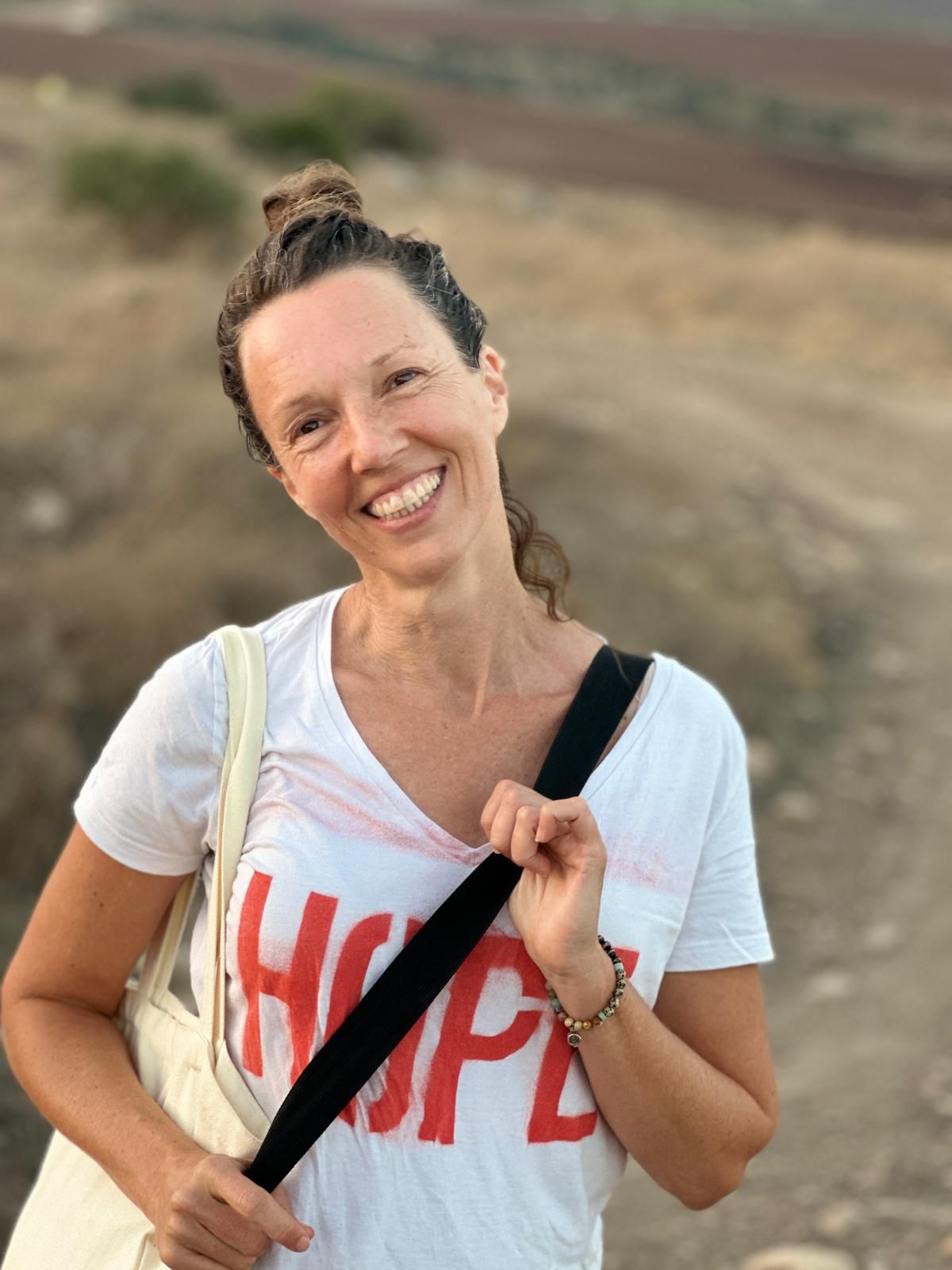 גבעת החצבים, כאן בגבעות מעל הבית. לנשום את הרגע. הרבה ומהר, לפני שייגמר ...