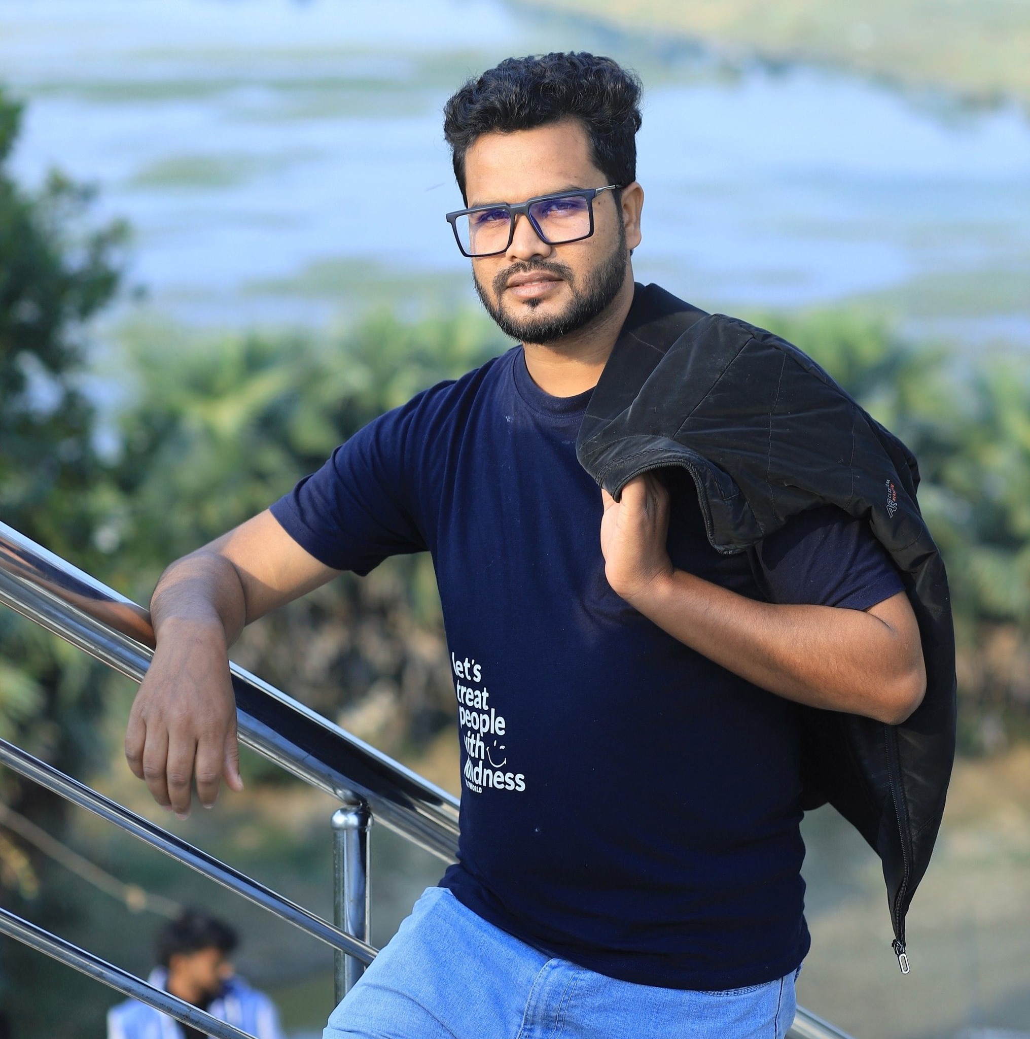 R R. Robiul Raju