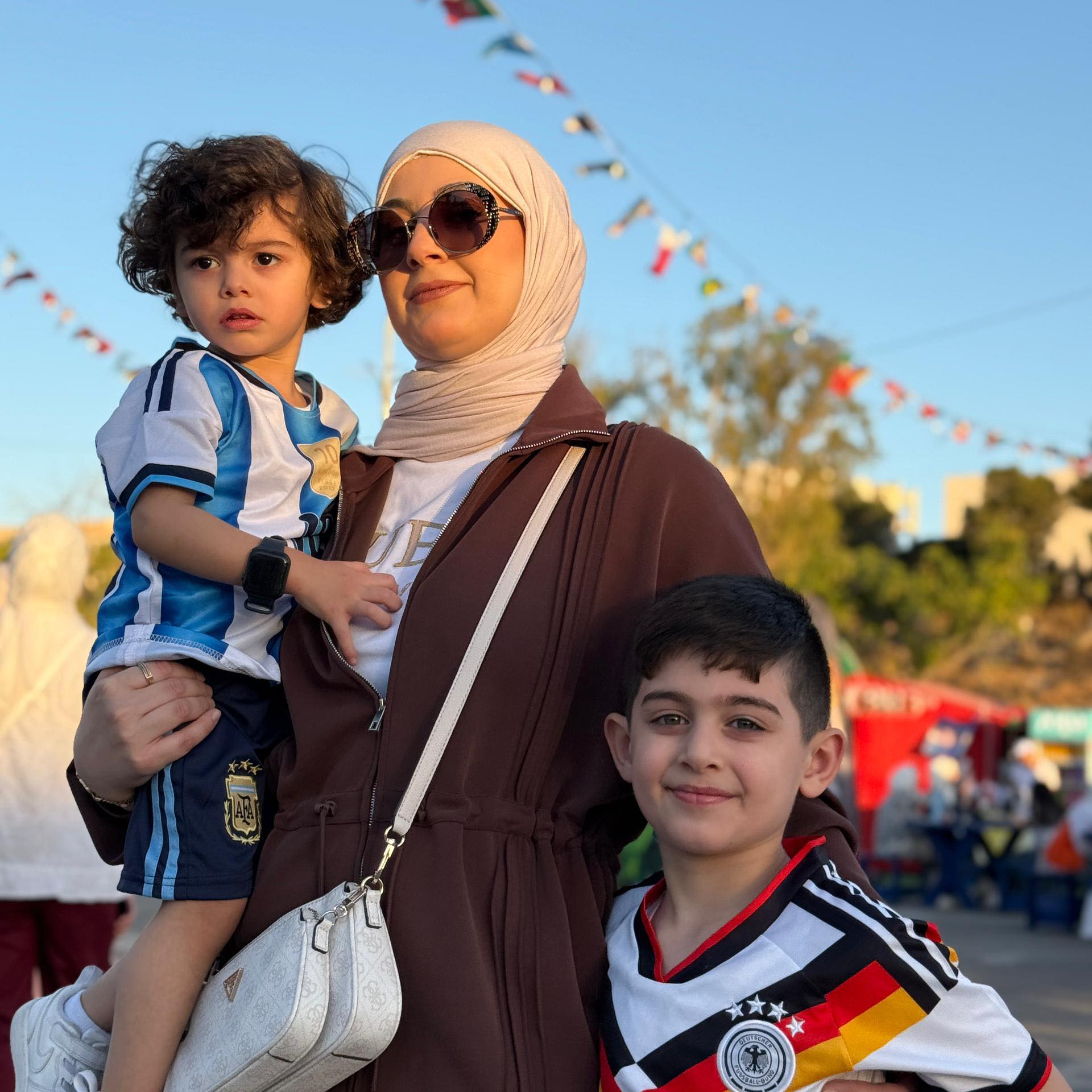 safar iman Iman Safar (@iman.safar.39) • Facebook, Connect with friends