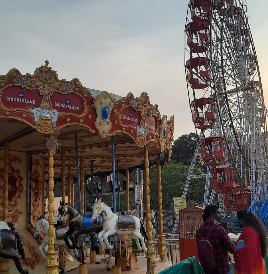 திருப்பத்தூர் மாவட்டம் ஜோலார்பேட்டை அடுத்த சோலையூர் பகுதியை சேர்ந்த ...
