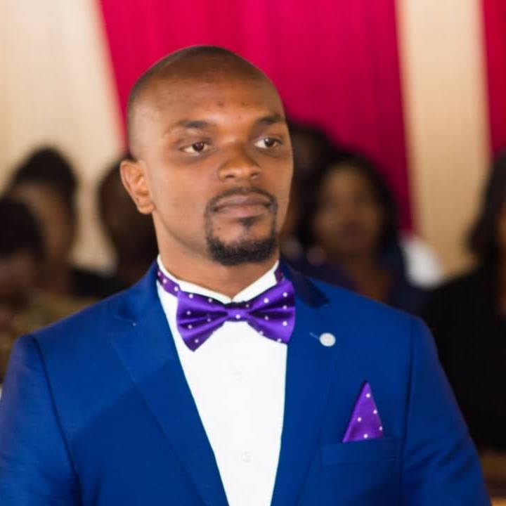 Pst Emmanuel