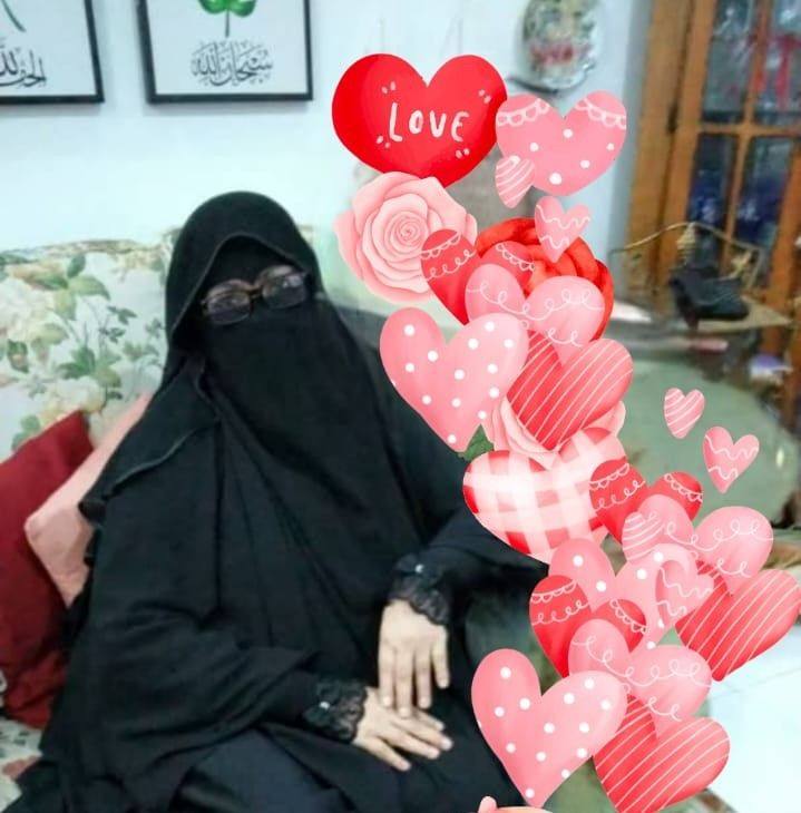 Tak tahu nak Kesian dekat mak tu atau anak-anak atau makhluk berbulu tu ...