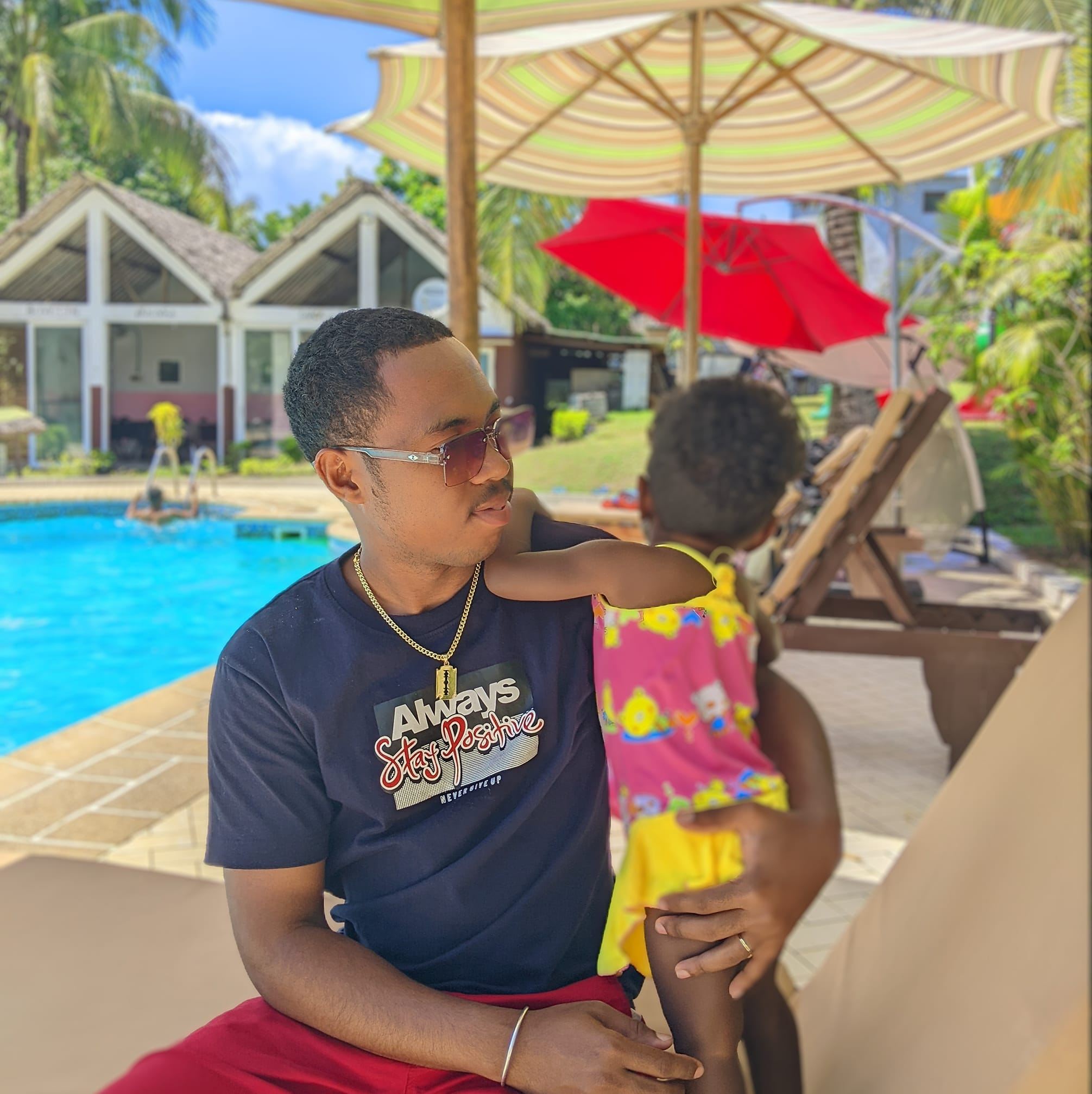 TAMATAVE PRO GAMER | Rack dur Bureau | Facebook