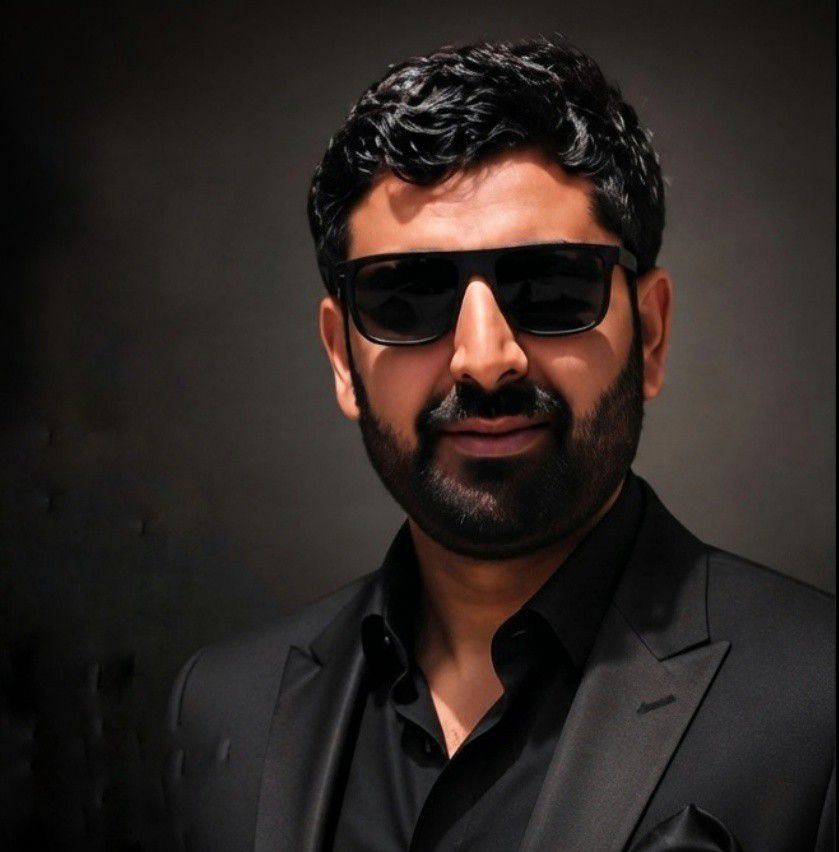 Momin Khan