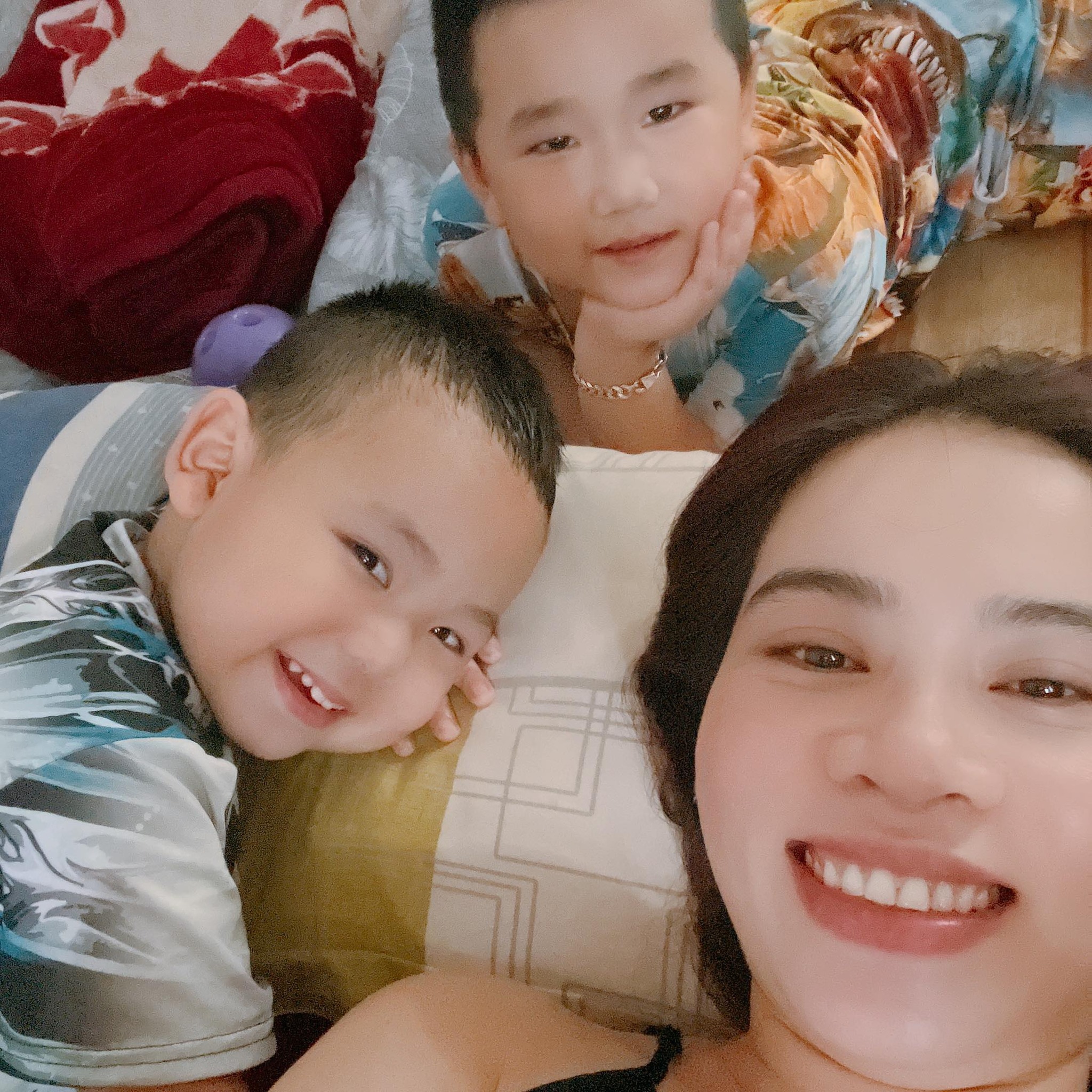 Bánh Flan nhà E Mời khách nhé 😍 | Nguyễn Thị Hiền