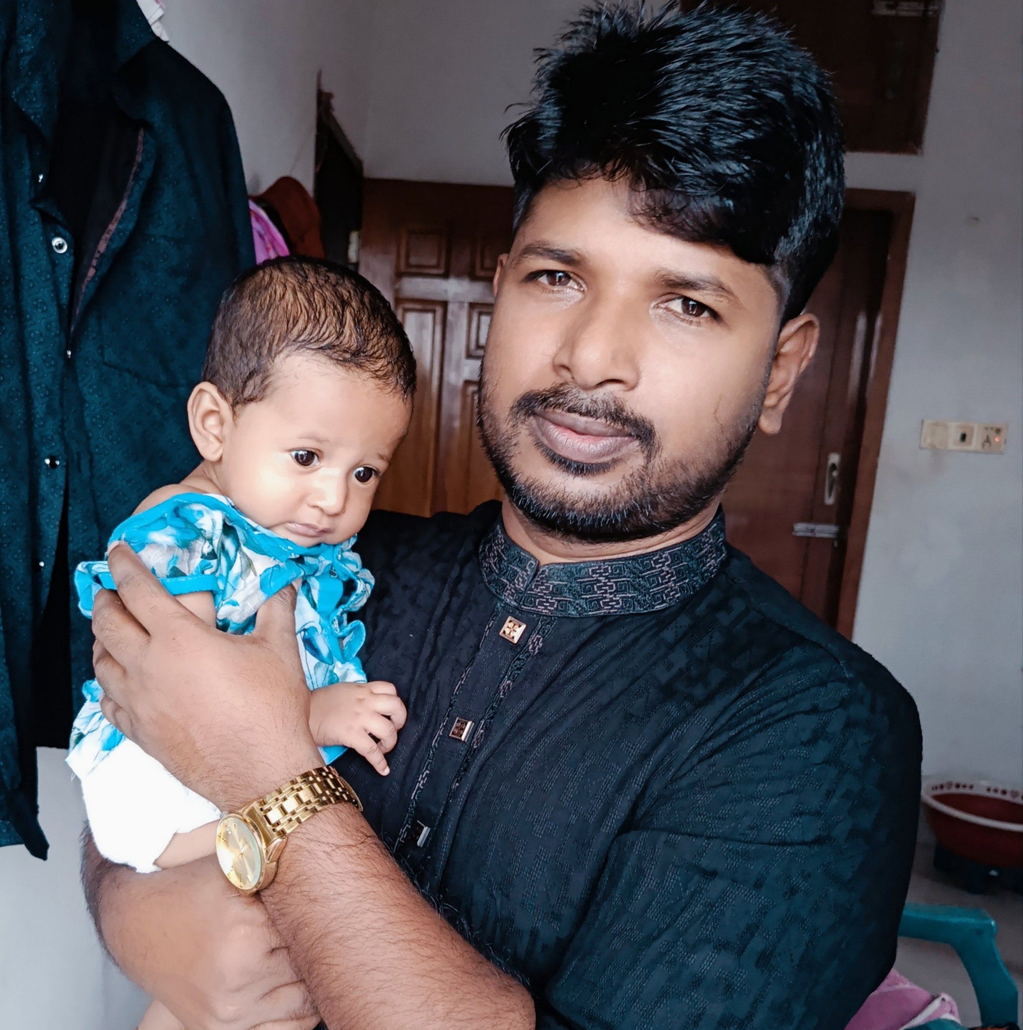 এম আর আই রাকিব