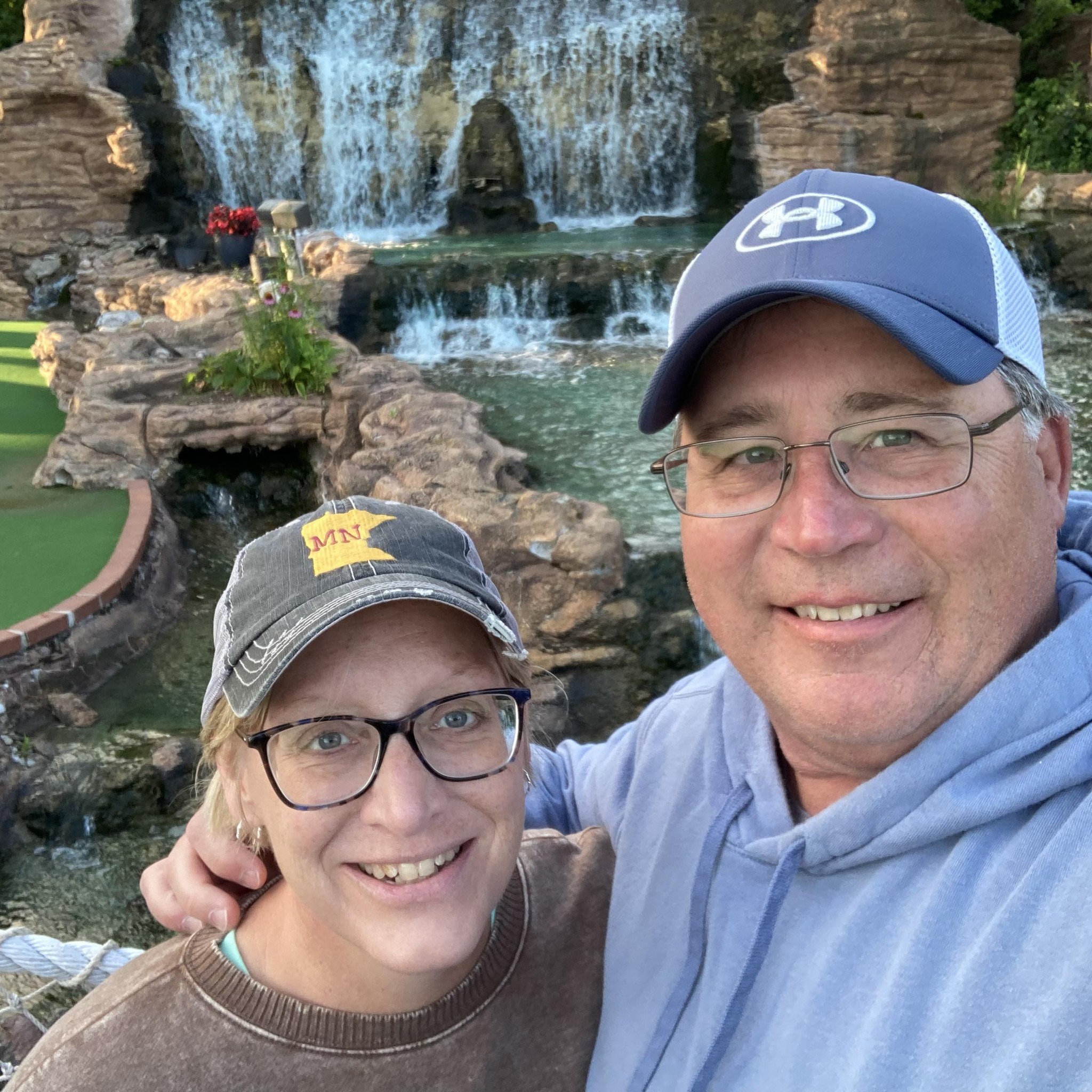 Look at this adorable couple!!! So... - Carol Allen Linde | Facebook