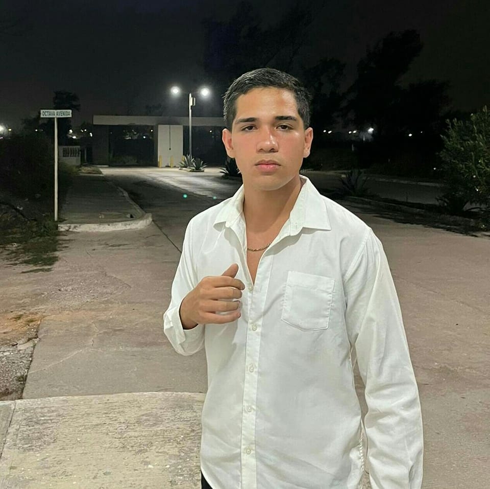 Eric Reyes