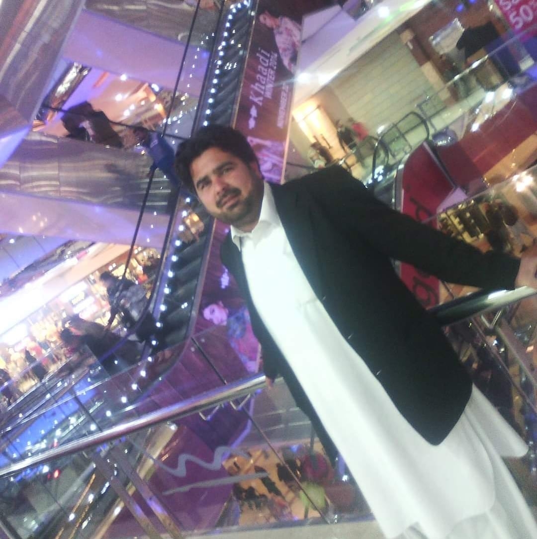 الحمدللہ! پیارے بھائی ڈپٹی کمشنرسوات سلیم جان مروت کا مکمل صحتیابی کے ...