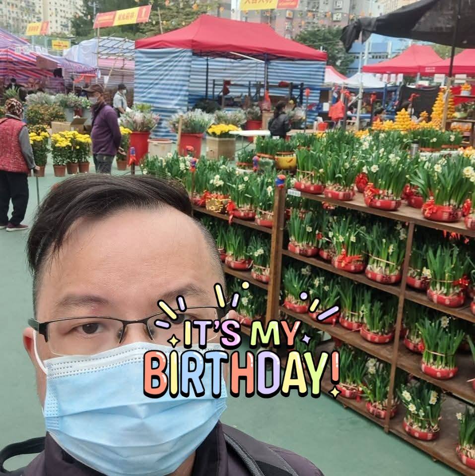 香港司機招聘群 | 誠聘28座旅遊巴司機 | Facebook