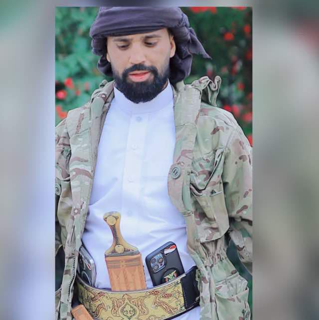 14 بلص 128 بطاريات فوق ال90٪ بسعر 1549 ريال (( لو محتاج ايفون .. يبقي ...