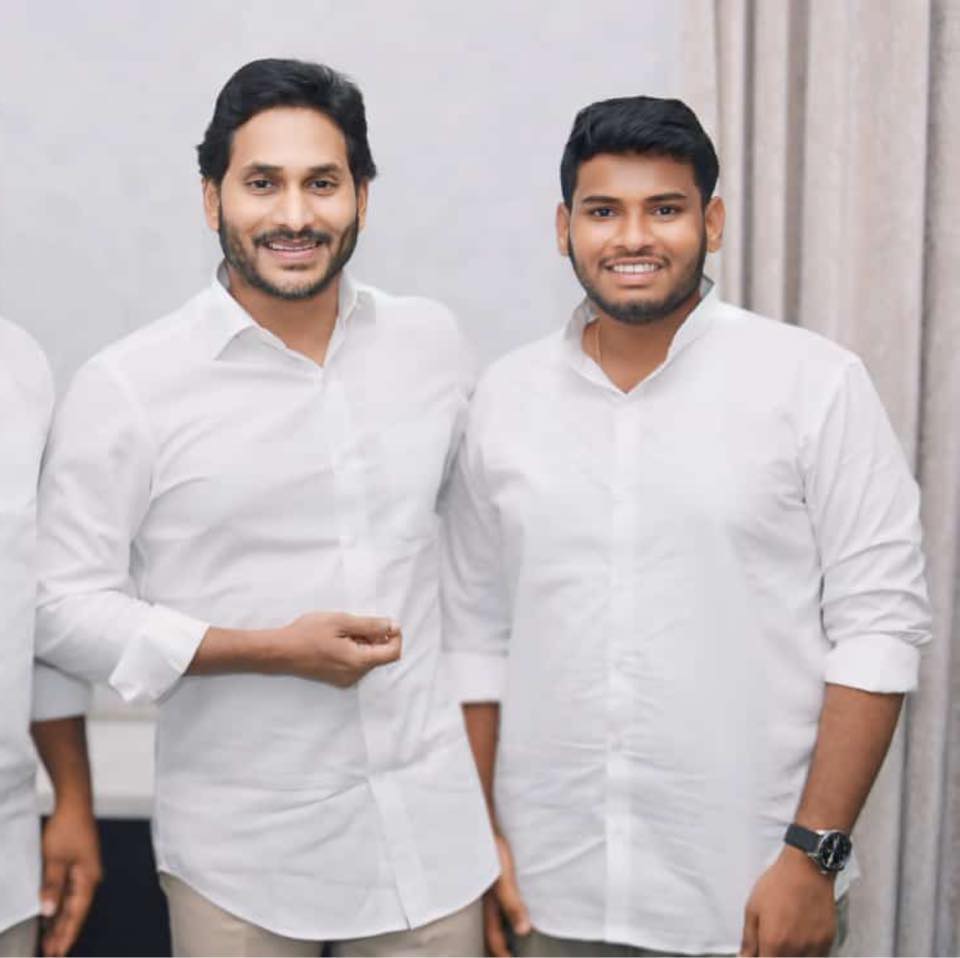 పుట్టావారిపాలెం వైఎస్సార్సీపీ