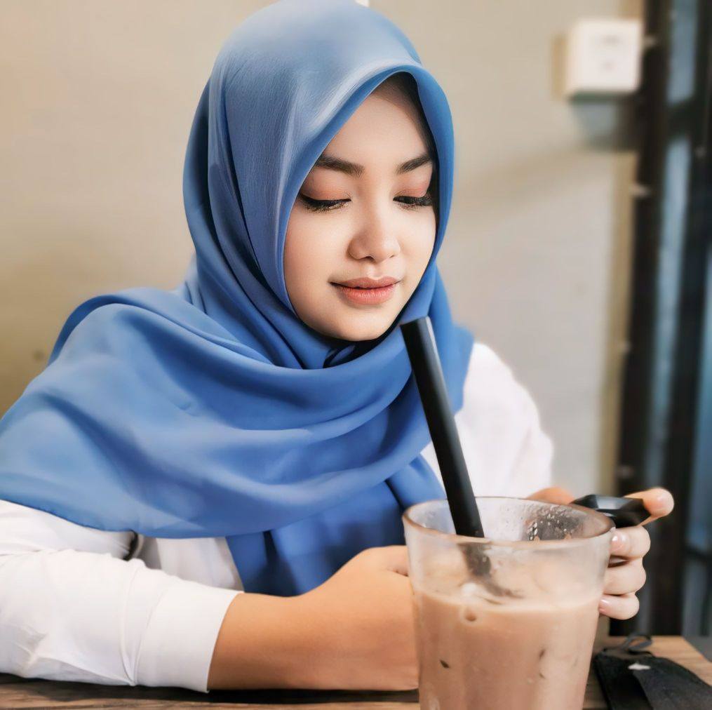Datang tamu nawarin rujak mangga mengkal #kontenkeseharian #minivlog # ...