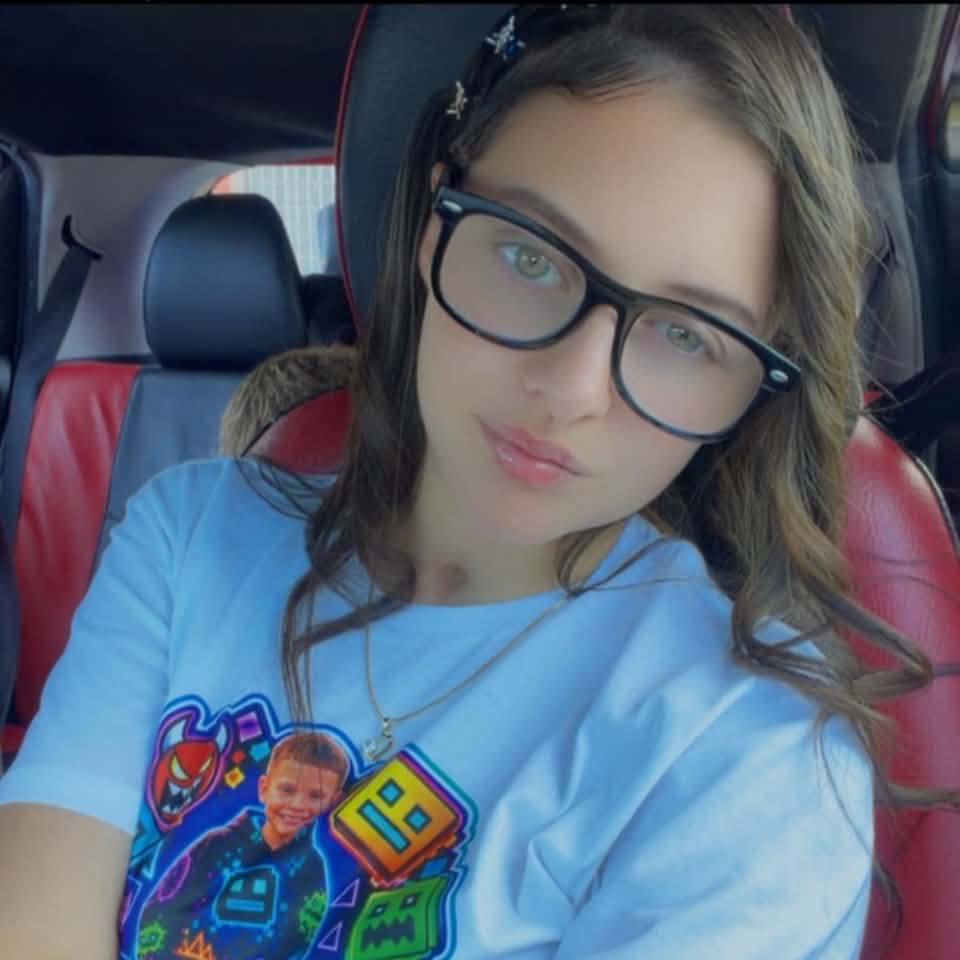 Jess Hernandez