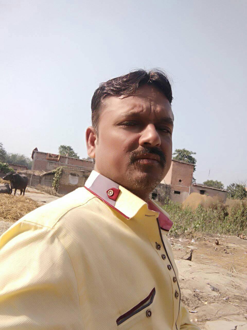 Makhmoor Anwer
