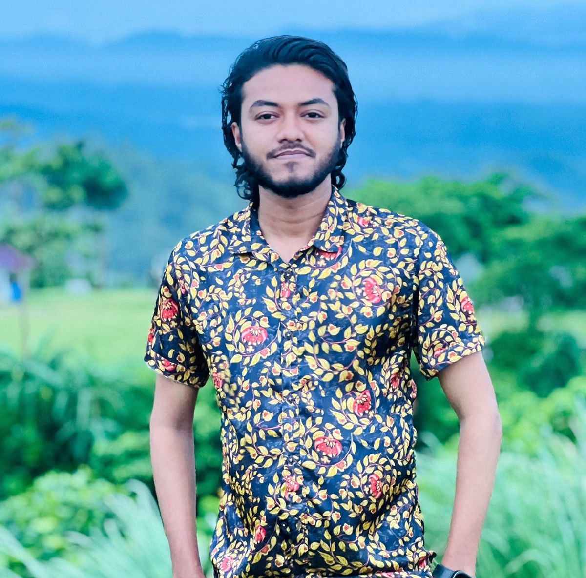 গন্তব্যহীন মানুষ 👣 | Tushar Arif