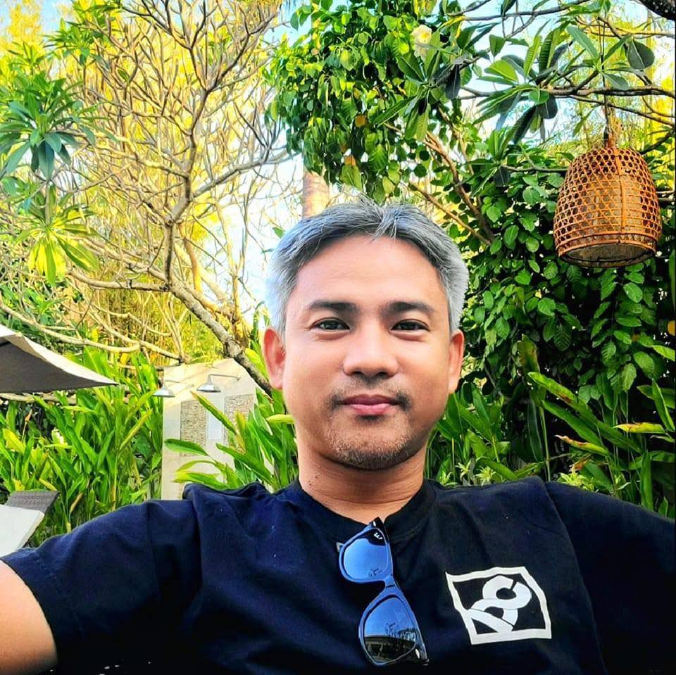Alvarez Jeff