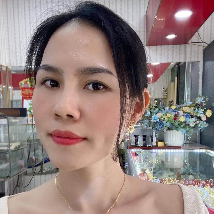 𝐃𝐚́𝐧𝐠 𝐯𝐞̃ 𝐤𝐢𝐞̂́𝐦 𝐭𝐢𝐞̂̀𝐧 𝐜𝐨́ 𝐭𝐡𝐞̂̉ 𝐜𝐨́ 𝐥𝐮́𝐜 𝐧𝐡𝐞̂́𝐜𝐡 𝐧𝐡𝐚́𝐜 , 𝐛𝐚̂̀𝐧 𝐛𝐚̂̀𝐧 ...
