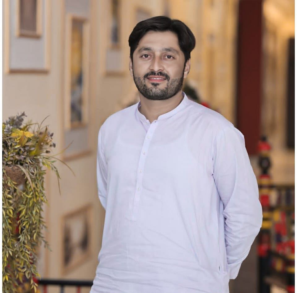 مٹھو شاہ کی طرف سے فاروقہ سبزی منڈی میں مٹر پانچ کلو 120 روپے میں سیل