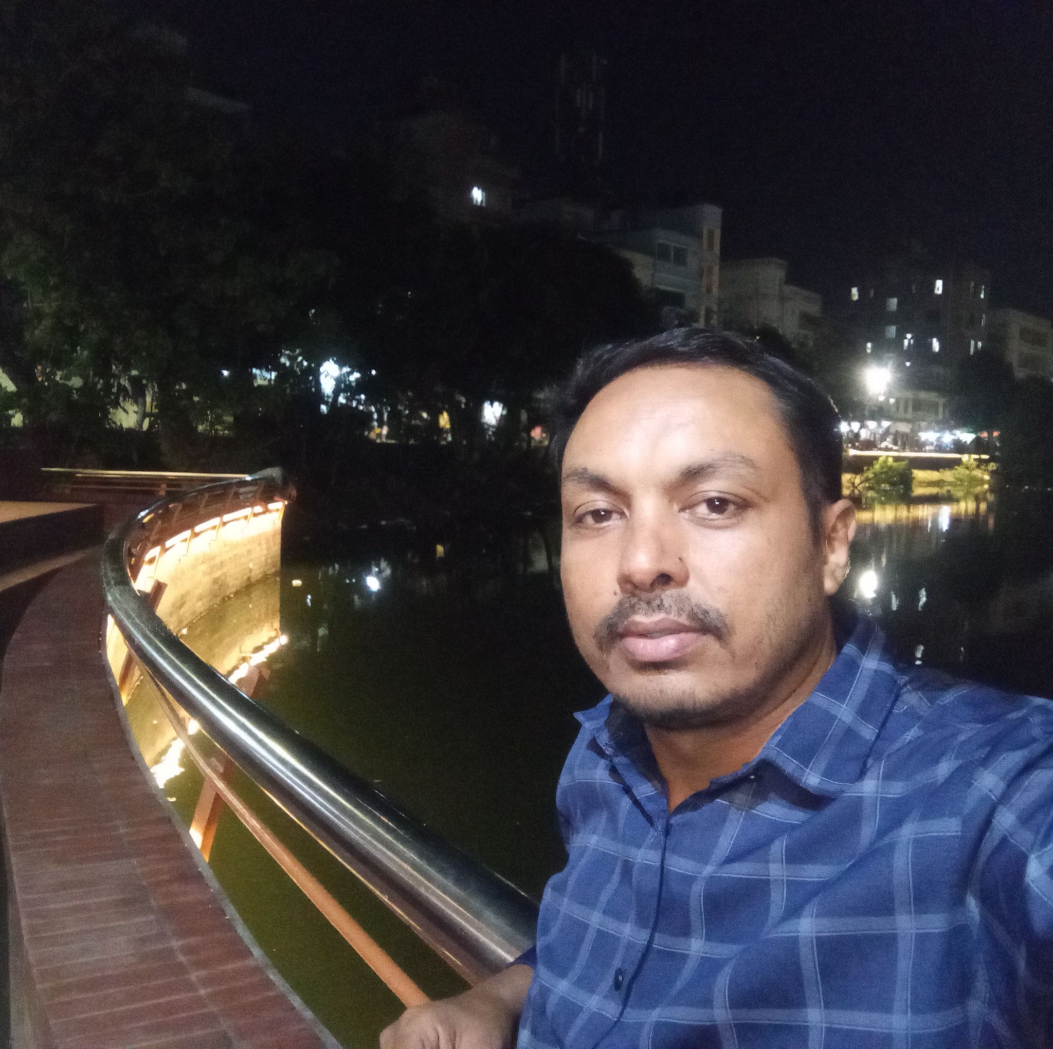 MD Rasel N