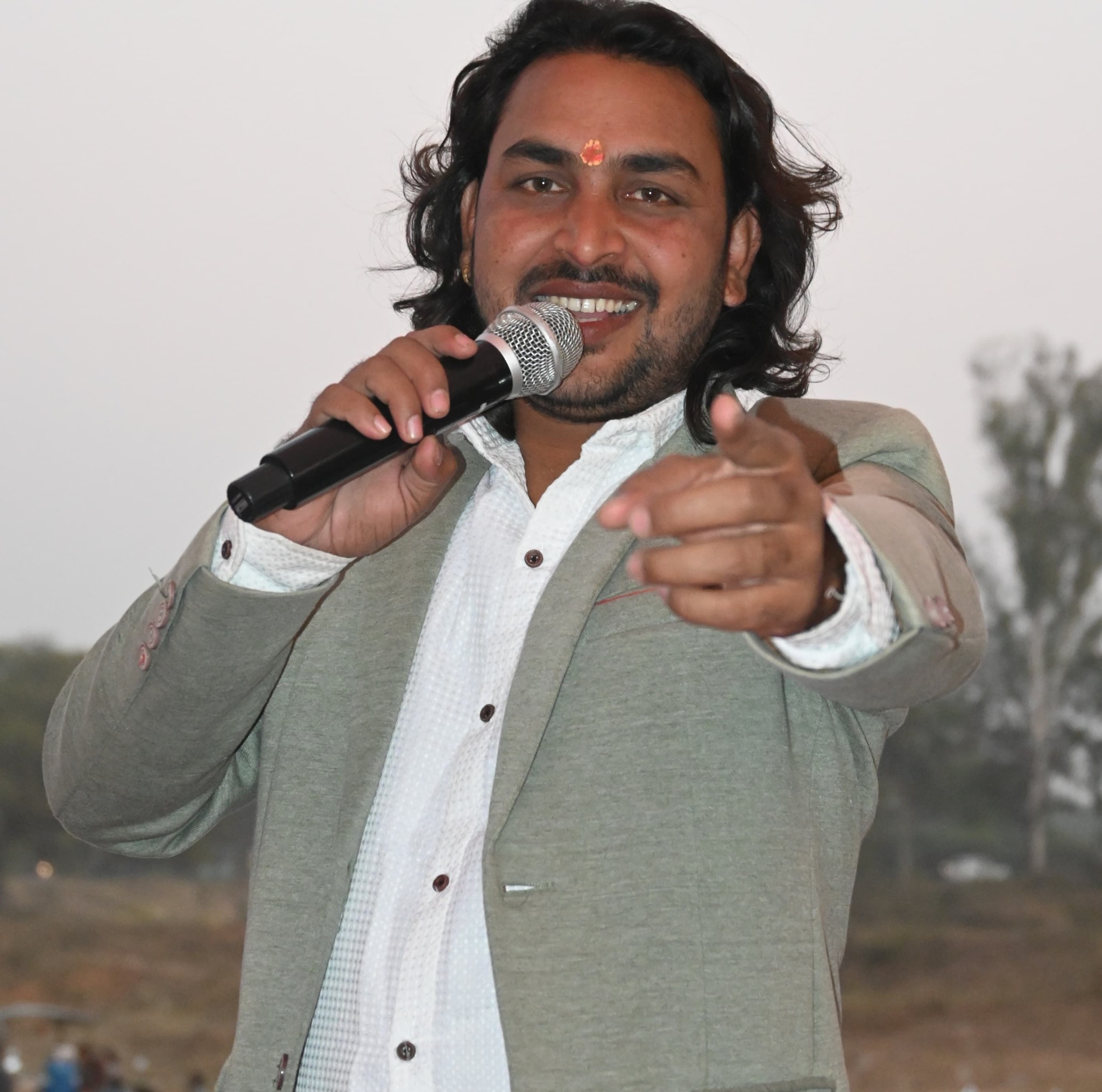 आवाज में दर्द है या नहीं पूरा सुने और अच्छा लगे तो लाइक कॉमेंट हो सके ...