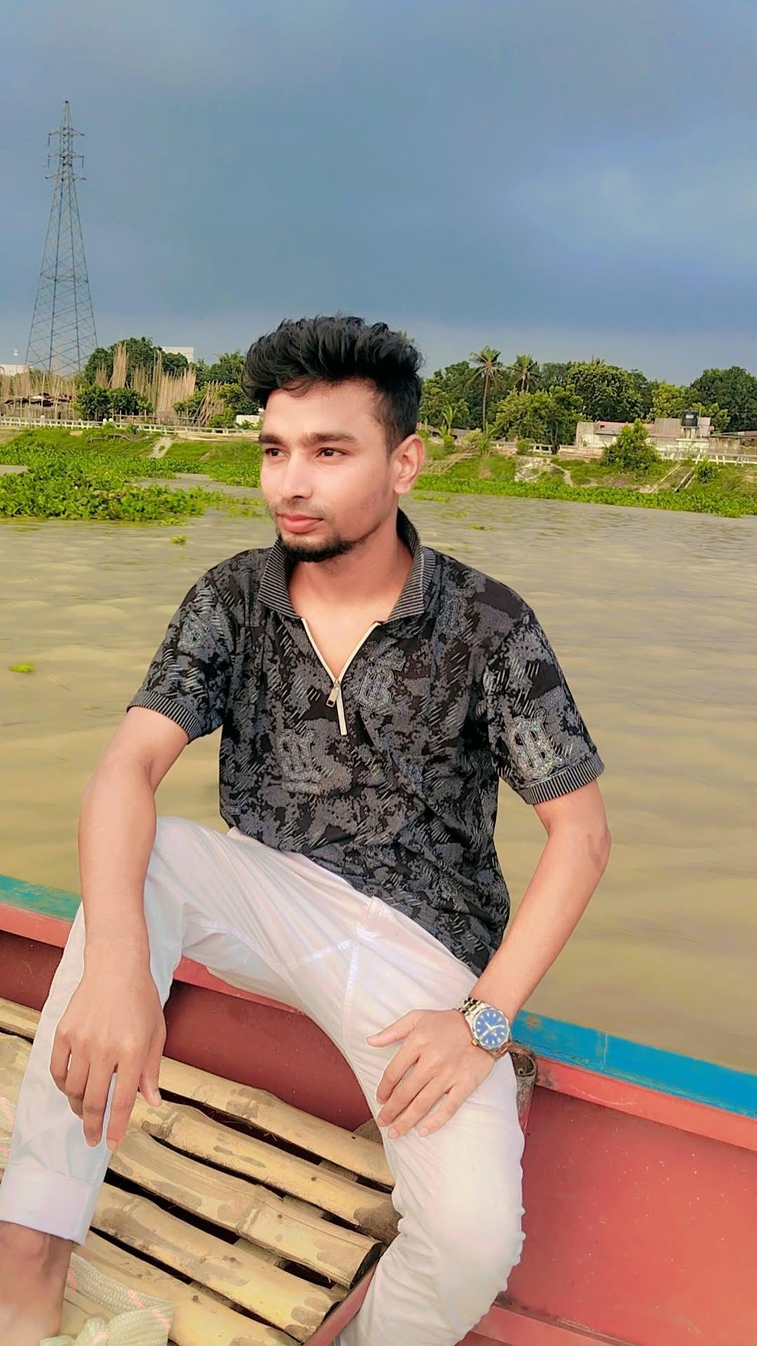 মা ফুরি ২ বইনর বয়স ১৮ 🤣😆জাস্ট ফানি #funnyreelsvideo #foryouシ ...