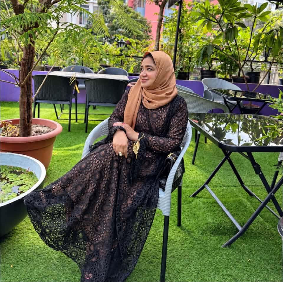 Shundor ekta orange color 🧡 | Fabric Fashionista
