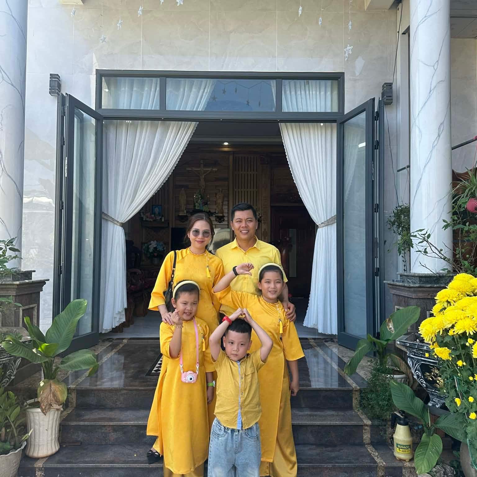 ngày thứ ba,sau khi sơ cứu cho bác bị rắn hổ mang chua cắn nay đã hồi ...