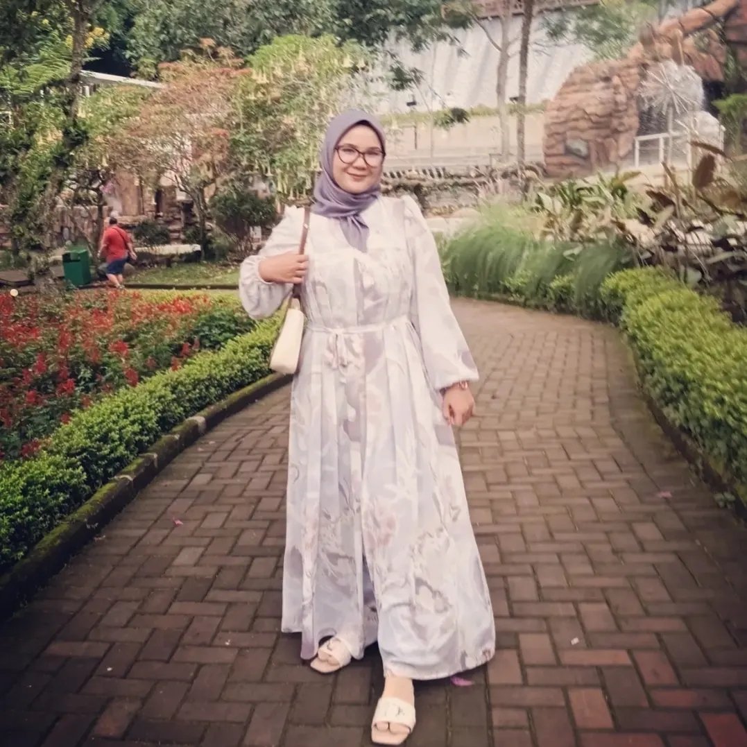 Sepuluh ribu gorengan campur bayarnya pake uang receh semua # ...
