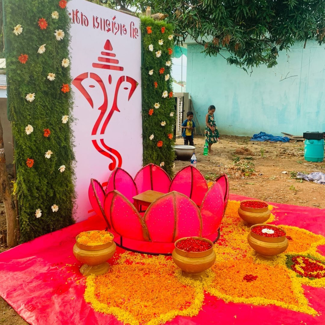 A Ganesh idol modeled after Telangana Chief Minister Revanth Reddy is ...