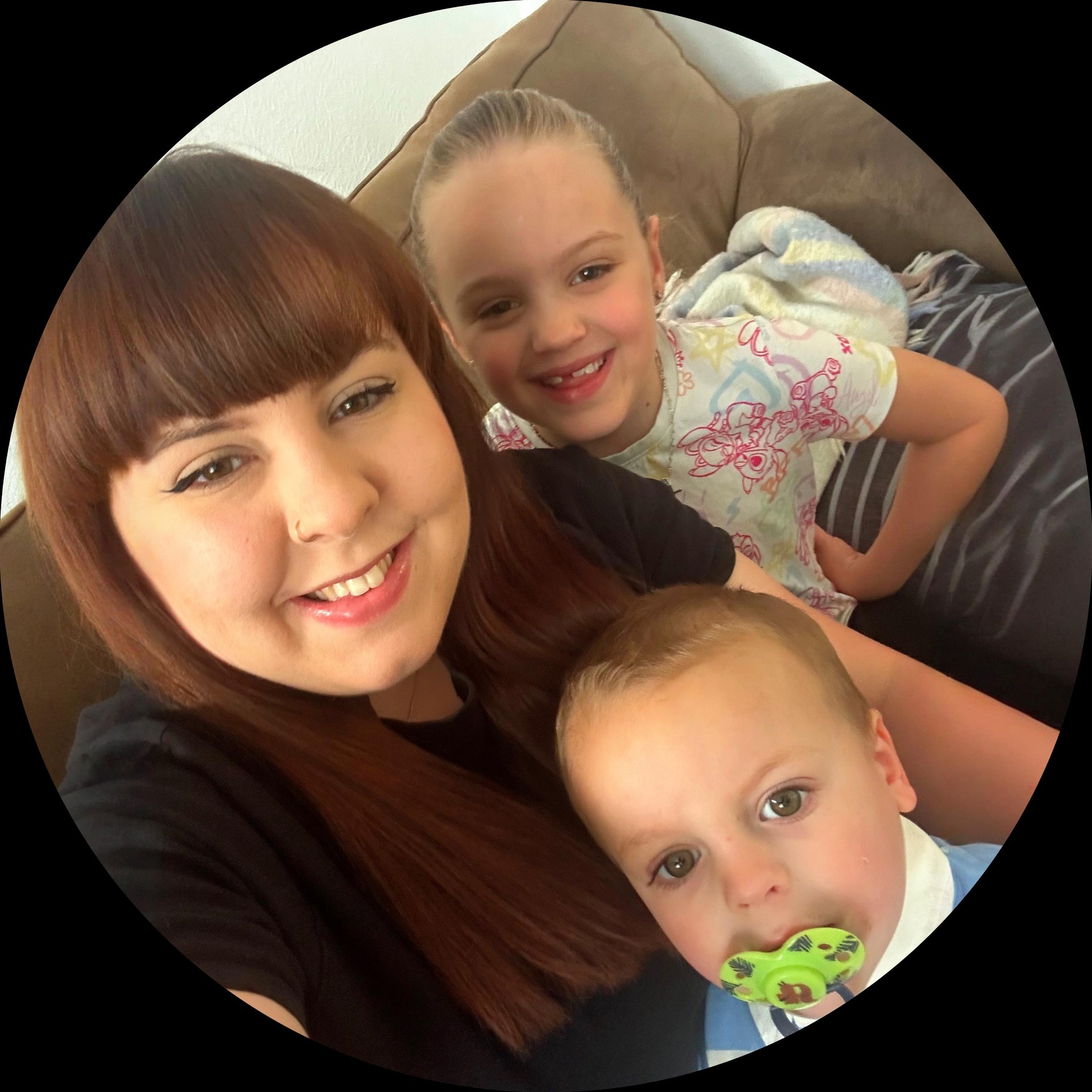 Spotted Kimberley & Eastwood | Any electrician able to fit a light ...