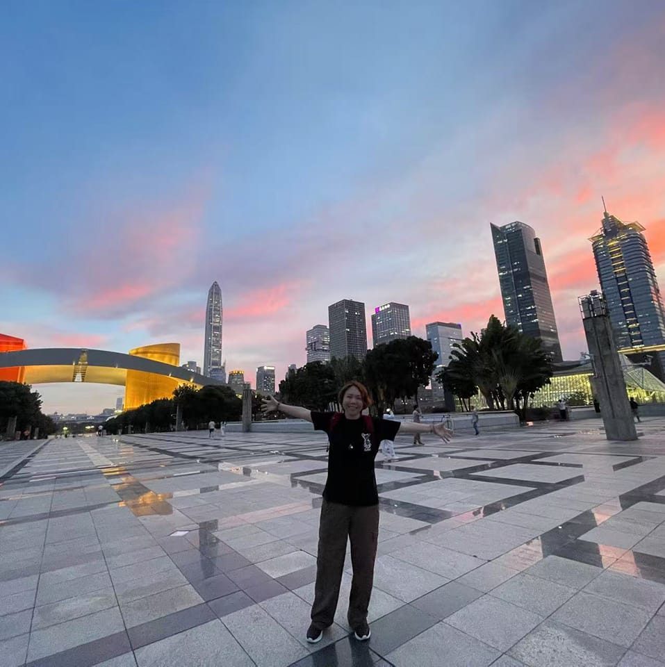 扎心搞笑生活梗——大家都说钱可以解决99%烦恼，但我的烦恼，根源就是没钱。 Relatable life meme 😂 They say ...