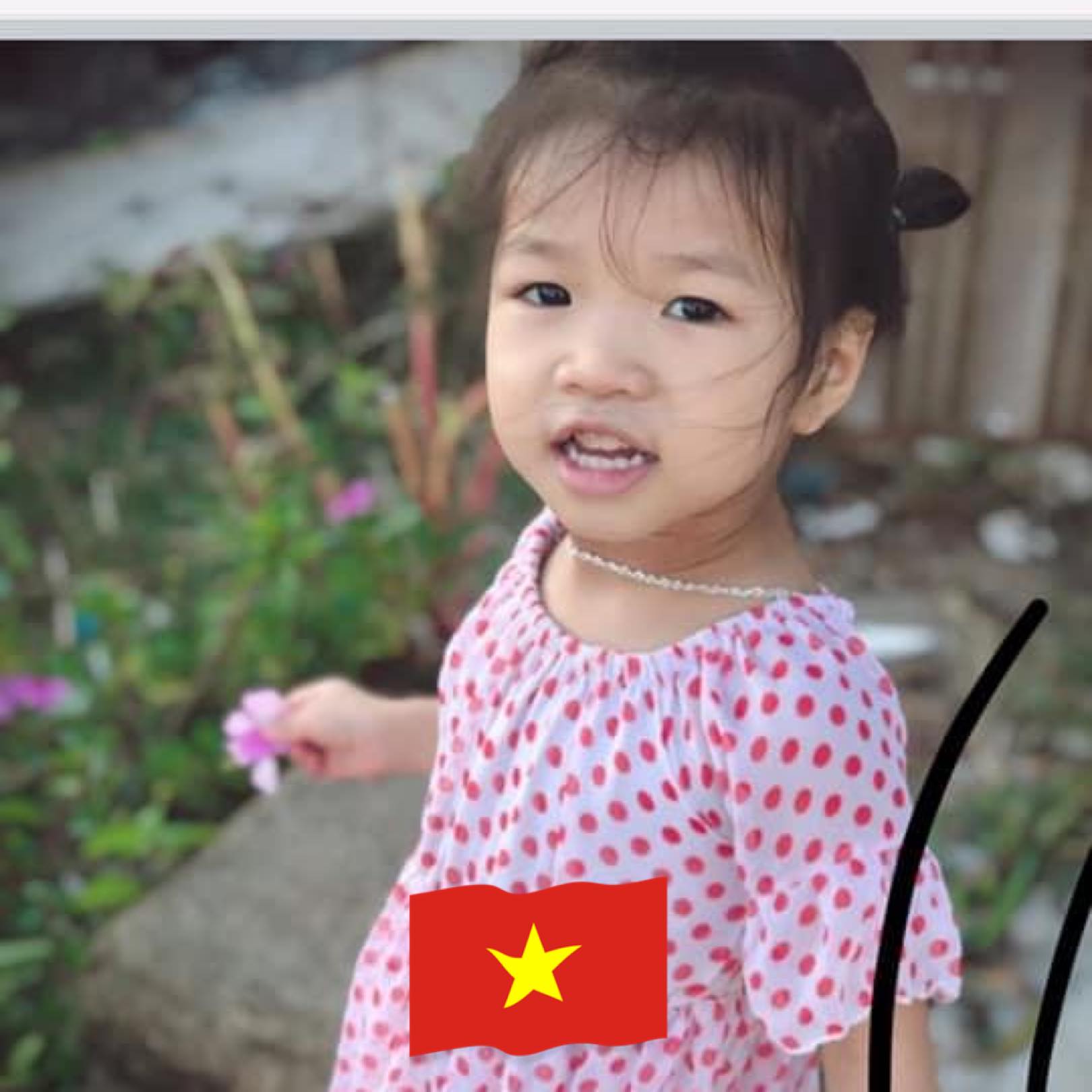 “Mẹ ruột của các con đâu?” – đây có lẽ là câu hỏi em Hồng nhận được ...