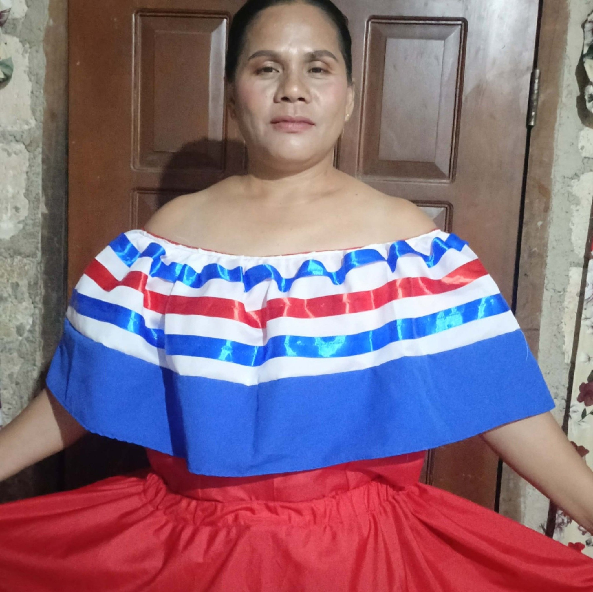 Kabuyag sa liwat sa mama ug papa Lakaw padulong school.. 2 years old ...