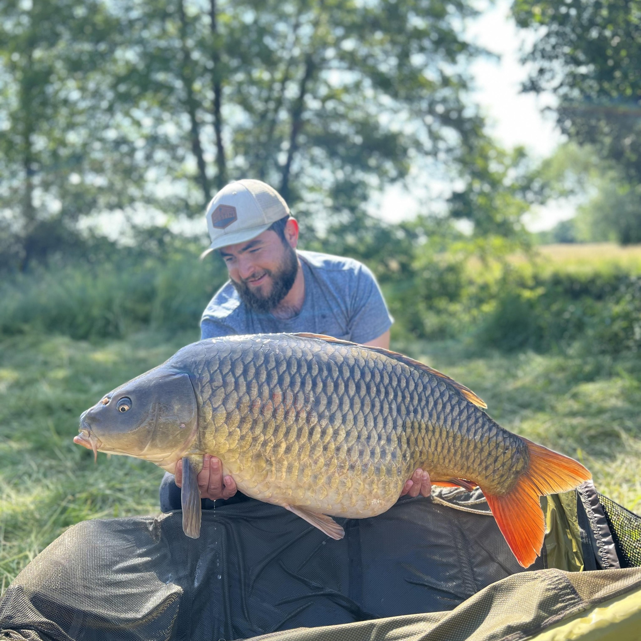 AB Fishing - La buche de ce lac mythique entre mes mains…... | Facebook
