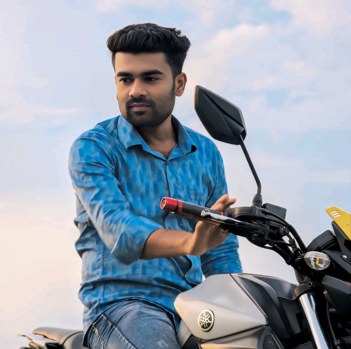 Mahbub Khan