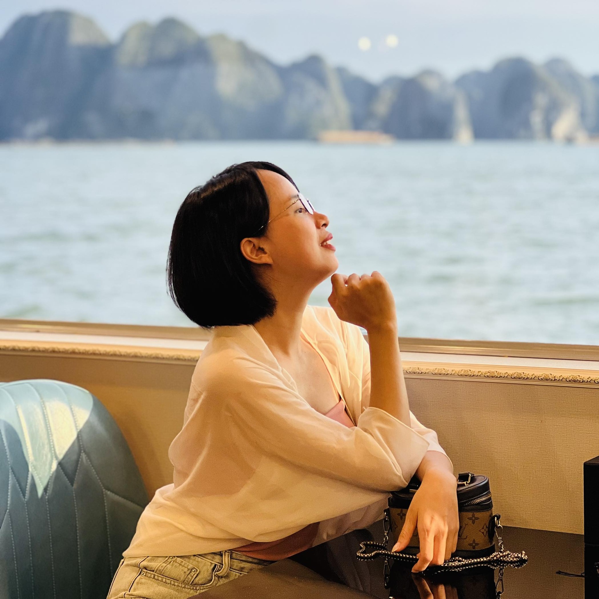 Giải đáp thủ tục Hải quan | Người nhà e gửi đồ cho em từ DHL nhưng mà ...
