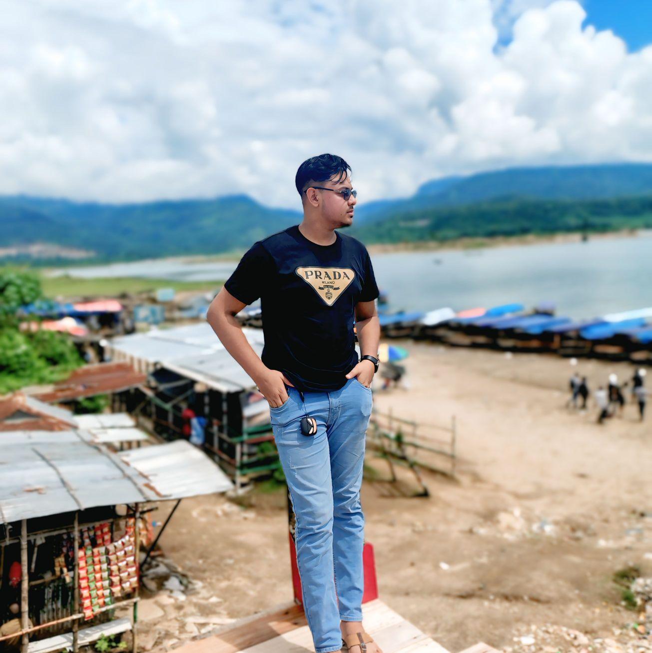 A Living Eagle: Captain Saiful Azam.🦅🎖️ | #LivingEagle #SaifulAzam # ...