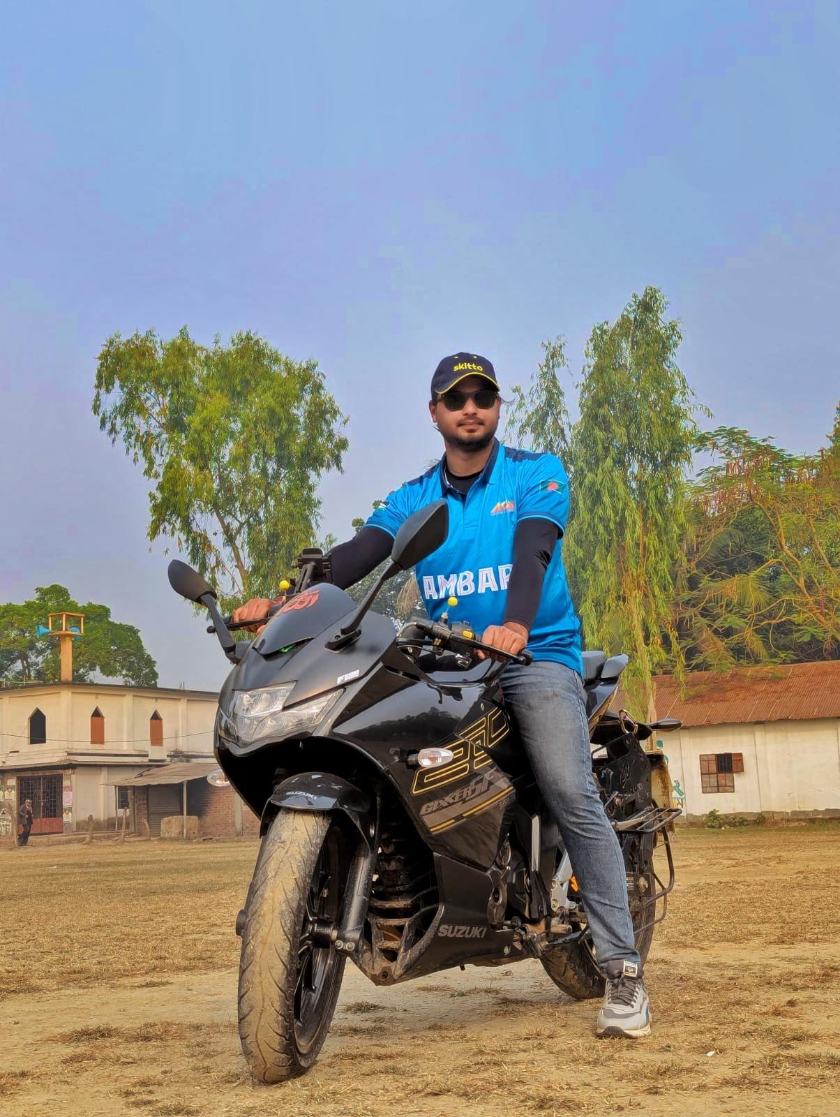 🏆 𝐀𝐌𝐁𝐀𝐑𝐈 𝐒𝐔𝐏𝐄𝐑 𝐂𝐔𝐏 🏆 চার আইকন এর নাম: 1. Faruk Hossen 2. M A Sayed ...
