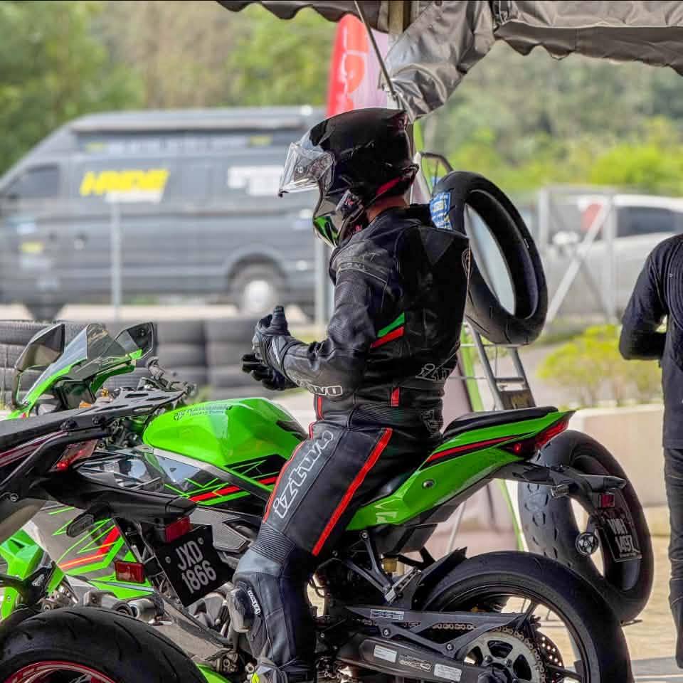 Motor baru or motor sayang? ☀️ Don’t let sun damage slowly kill the ...