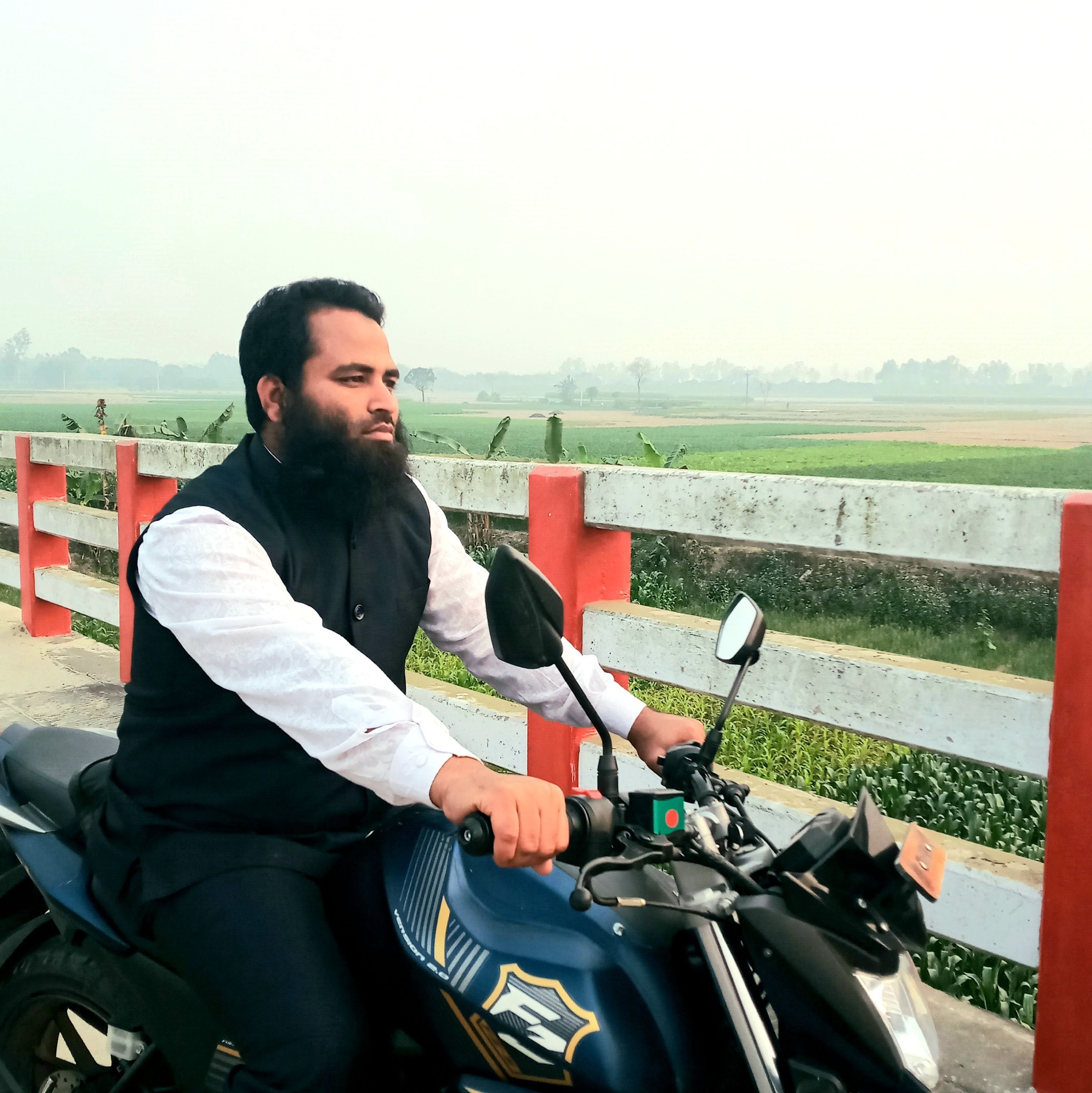 সবাই কে এক হতে হবে বাতিলের বিরুদ্ধে প্রতিবাদ করতে হবে একসাথে। | Mizanur ...